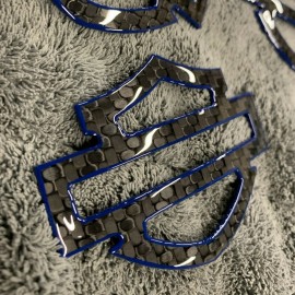 Black carbon with blue front outline tank emblems for Harley Black carbon with blue front outline tank emblems for Harley