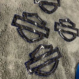 Black carbon with blue front outline tank emblems for Harley Black carbon with blue front outline tank emblems for Harley