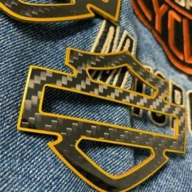 Black carbon with gold front outline tank emblems for Harley Black carbon with gold front outline tank emblems for Harley