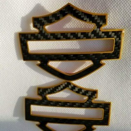Black carbon with gold front outline tank emblems for Harley Black carbon with gold front outline tank emblems for Harley