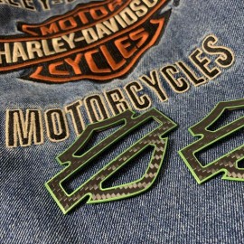 Black carbon with green front outline tank emblems for Harley Black carbon with green front outline tank emblems for Harley