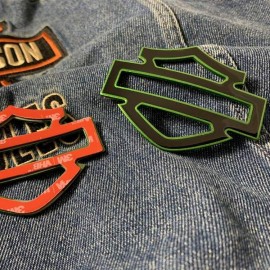 Black with green front outline tank emblems for Harley Black with green front outline tank emblems for Harley