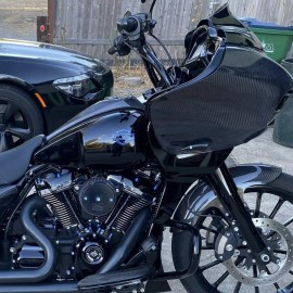 Blue carbon tank emblems for Harley Blue carbon tank emblems for Harley