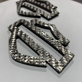 Silver carbon tank emblems for Harley Silver carbon tank emblems for Harley